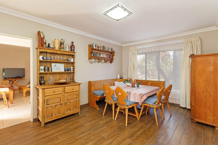 5 Bedroom Property for Sale in Milnerton Ridge Western Cape